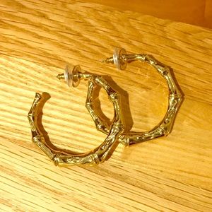 Vintage stunning gold plated hoop earrings